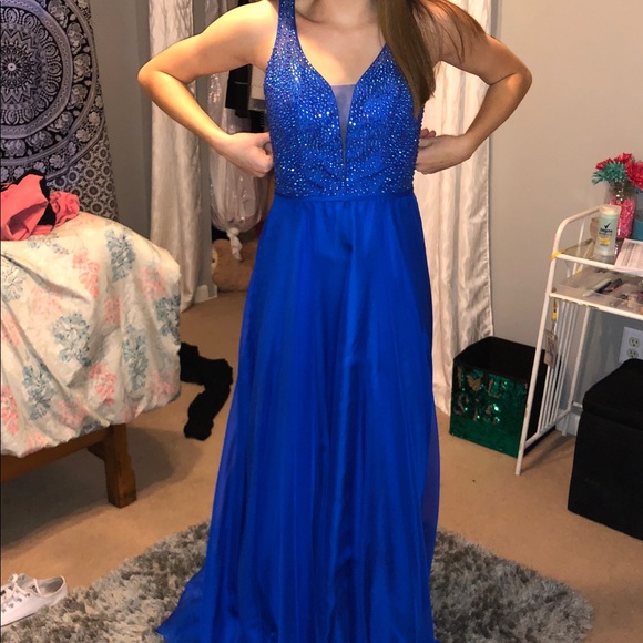 where can i sell my formal dresses